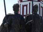 В Борисоглебске открыли памятник  небесным покровителям города