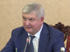 Александр Гусев заявил, что рост зарплаты в Воронежской области за 11 месяцев прошлого года составил 15% 
