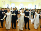 «Бал, господа!»: как гимназисты Борисоглебска воссоздали атмосферу 19-го века 