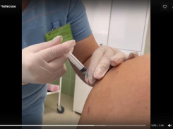  «На прививку – как на праздник»: глава Терновского района вакцинировался в 4-й раз