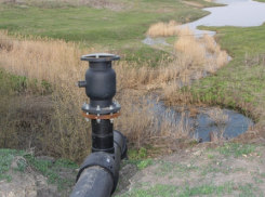 В Новохопёрском районе плотины от разрушения будут спасать сифоны