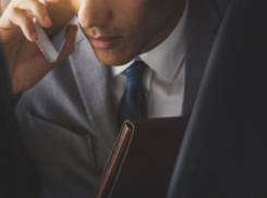 Как подать жалобу на коллекторов через портал «Госуслуги»