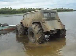 Трое поворинцев отравились угарным газом во время поездки на болотоходе