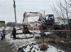 Раскопали и ушли на выходной. А семьи с маленькими детьми г. Борисоглебска остались в воскресение без воды