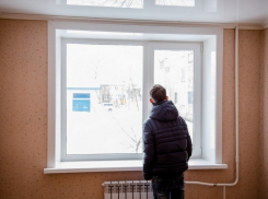 Детям-сиротам из Воронежской области никто не захотел выделить 120 квартир за 182,6 млн рублей