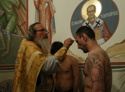 В Воронежской области зеки будут изготавливать церковные свечи и утварь