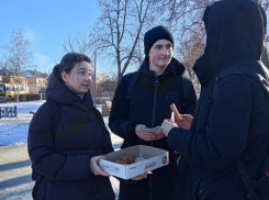 В школах и на улицах  Борисоглебска прошла акция «Блокадный хлеб»