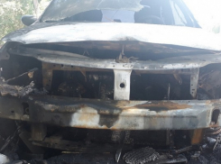В Борисоглебске злоумышленники подожгли автомобиль