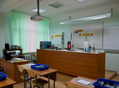 Школы Воронежской области получат новое оборудование для кабинетов физики, музыки и изобразительного искусства