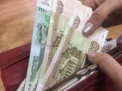 Жительница Борисоглебска перевела оренбургскому экстрасенсу полмиллиона за снятие порчи – дело дошло до суда