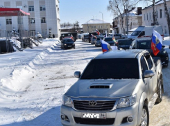 Массовым автопробегом поддержали российских военнослужащих в Поворинском районе