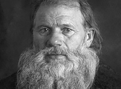В Терновском районе прошло богослужение в память о расстрелянном священнике