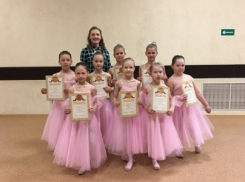 В Борисоглебске маленькие балерины продемонстрировали, чему научились за год