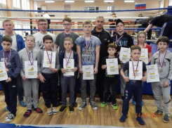 Борисоглебские кикбоксеры привезли 14 медалей с Первенства Воронежской области