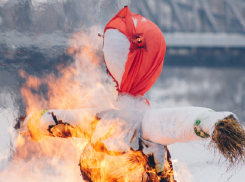 За сожжение чучела Масленицы можно получить крупный штраф
