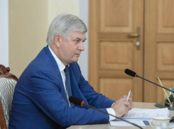 Губернатор Воронежской области анонсировал дополнительные выплаты семьям военных, погибших в Украине