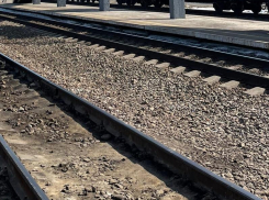 Двоих новохопёрцев оштрафовали за попытку снять соединения с железной дороги 