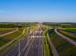  На трассе М-4 в Воронежской области планируют установить зоны отдыха для водителей и путешественников