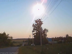 Падение и взрыв метеорита сняли на видео в Воронеже