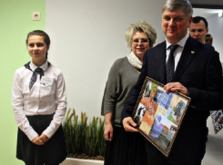 В Воронежской области золотые медалисты получат по 1 миллиону, если губернатор Гусев успеет