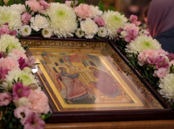 Православные христиане отмечают Благовещение Пресвятой Богородицы