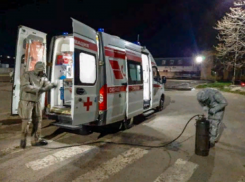 Военные обработали больницы, школы и заводы от коронавируса в Воронежской области