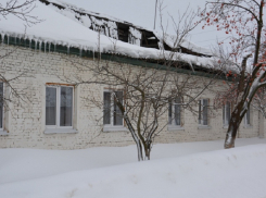 В Поворино из-за снега рухнула крыша детсада