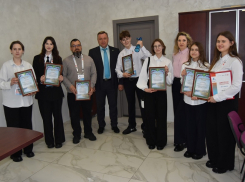 Артем Зимоглядов поздравил победителей проекта Олега Газманова «Родники.Лаб»