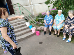 В Грибановке микрорайон остался без воды из-за долгов МУПа.