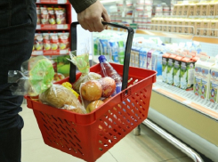 Как не принести домой коронавирус из магазина рассказали в МЧС