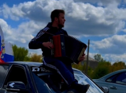 Массовый автопробег стал главным событием Дня Победы в Борисоглебске