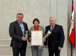 Премию «Признание» получила председатель женсовета Поворинского района