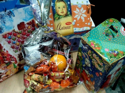 Роспотребнадзор проверил качество новогодних подарков в борисоглебских магазинах