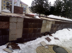 Борисоглебские коммунисты попросили прокуратуру проверить качество ремонта мемориала