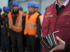 14 незаконных мигрантов-строителей выявили в ходе рейда силовики в Воронежской области 