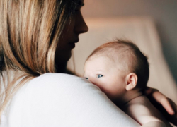 В Воронежской области в 2025 году родилось 139 пар двойняшек