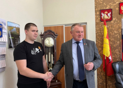 Жителю Новохоперска вручили медаль «За воинскую доблесть»