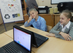 Школа в селе Рождественское первой в Поворинском районе вошла в федеральный проект «Цифровая школа»