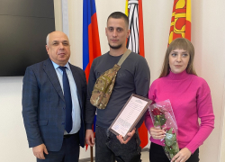 В Терновском районе четыре молодых семьи получили жилищные сертификаты 