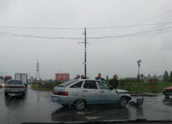 В  Борисоглебске  столкнулись "Ауди" и ВАЗ 