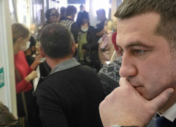 Главу облздрава Щукина наградили за лучшую организацию медпомощи на фоне ежедневных ковидных рекордов