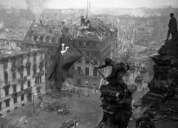 «День Победы, как он был от нас далек…»