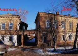 Борисоглебцев просят поделиться информацией или фотографиями старинного здания на ул. Ленинской 