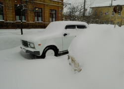В Госдуме планируют запретить продавать автомобили водителям без гаража