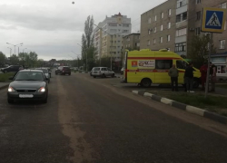 В Воронежской области на пешеходном переходе пенсионер сбил несовершеннолетних девочек 