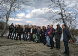 В Борисоглебске цыгане почтили память жертв фашистского геноцида