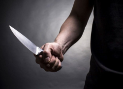 Ножом в живот получила 52-летняя женщина от своего сожителя в Борисоглебске