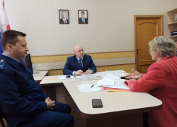 А как работает приемная губернатора в Борисоглебске?