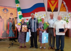 В Борисоглебске долгожителей супружеской жизни поздравили с приближающимся праздником 
