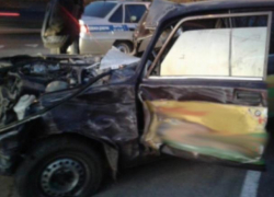 Опубликованы фото последствий ДТП с легковушкой и комбайном в Грибановском районе